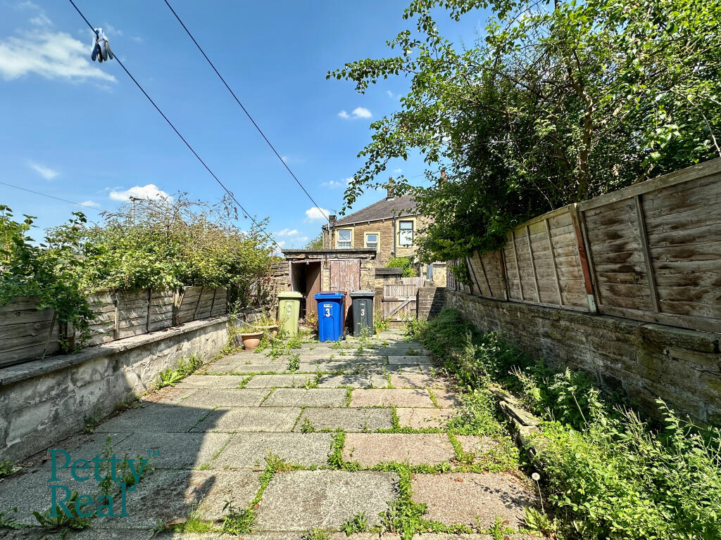 Wackersall Road, Colne - More