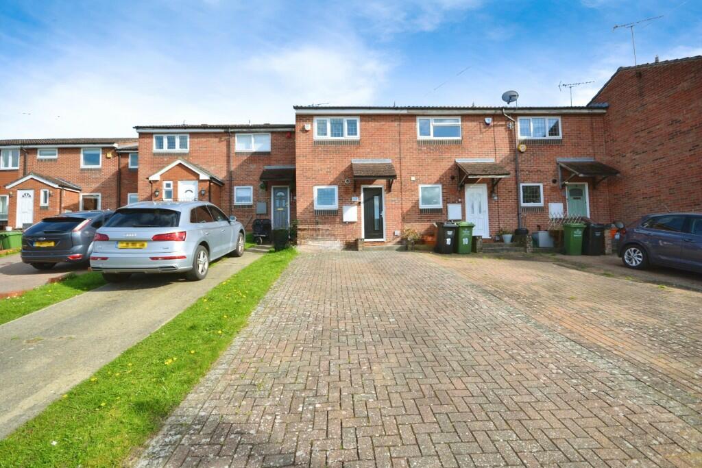 Main image of property: The Foxgloves, Billericay, Essex, CM12