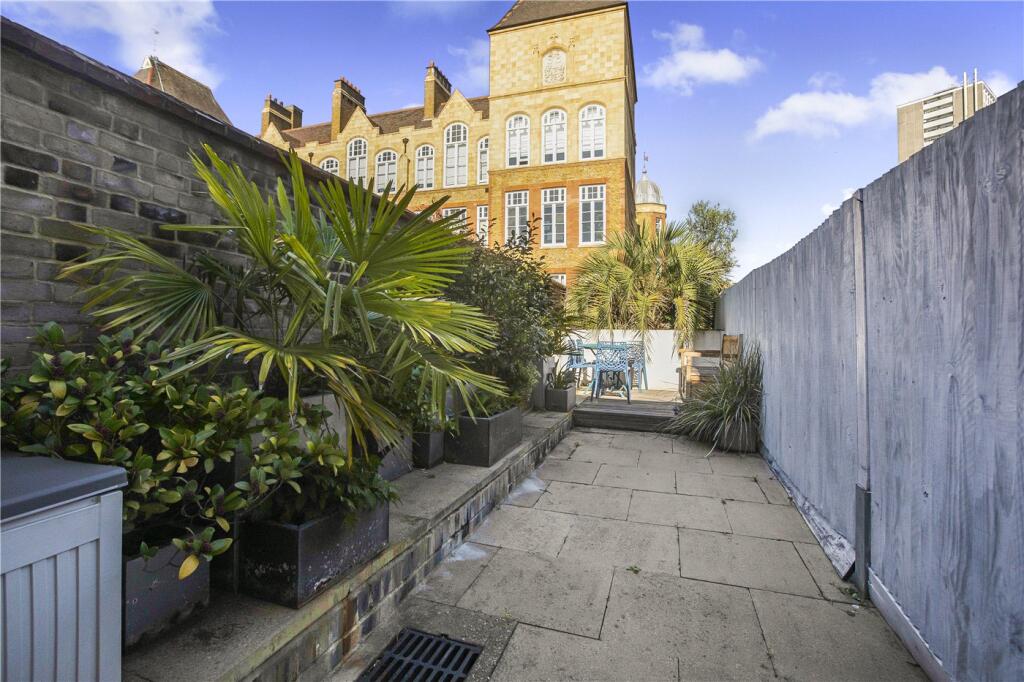 Property photo 6
