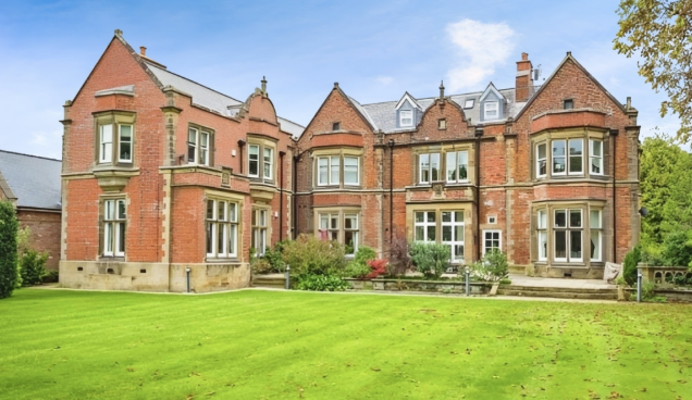 Main image of property: Strathalyn