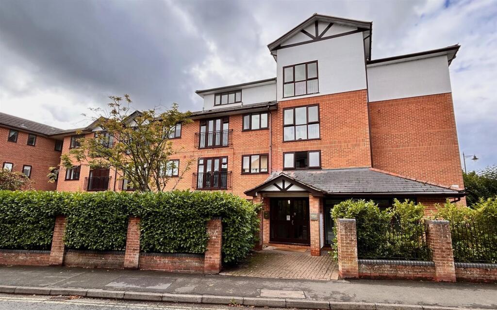 Main image of property: Station Road, Henley-On-Thames
