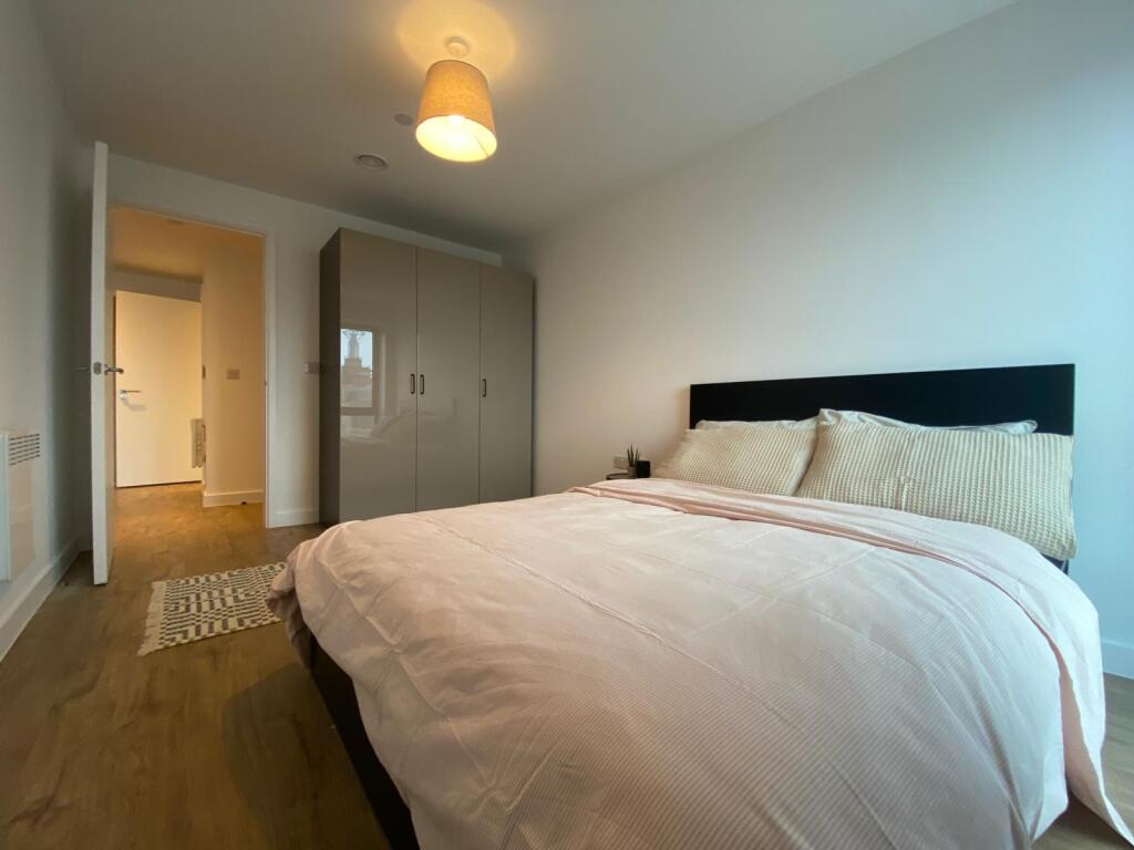 Apartment in Leeds, Arena Quarter, Richmond Hill - More