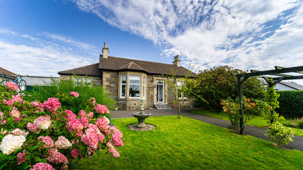 Main image of property: 50 Clyde Street, Kirn, Dunoon, PA23