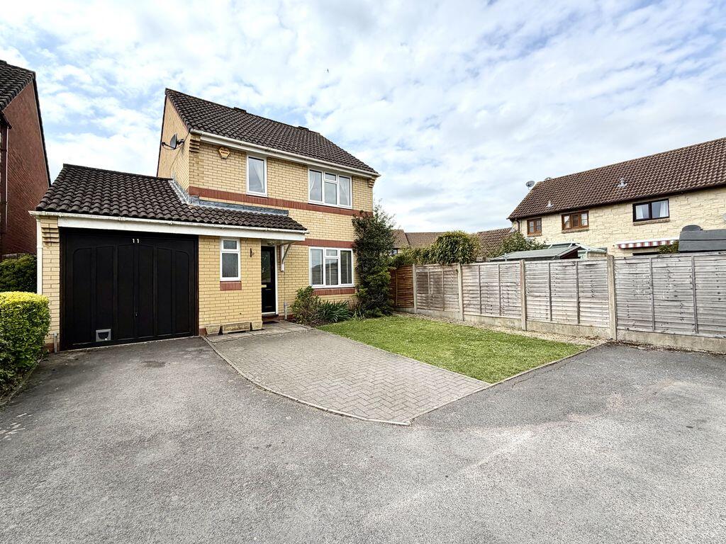Main image of property: Azalea Close, Calne