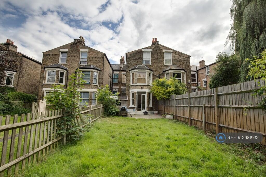 Apartment in London - View 4