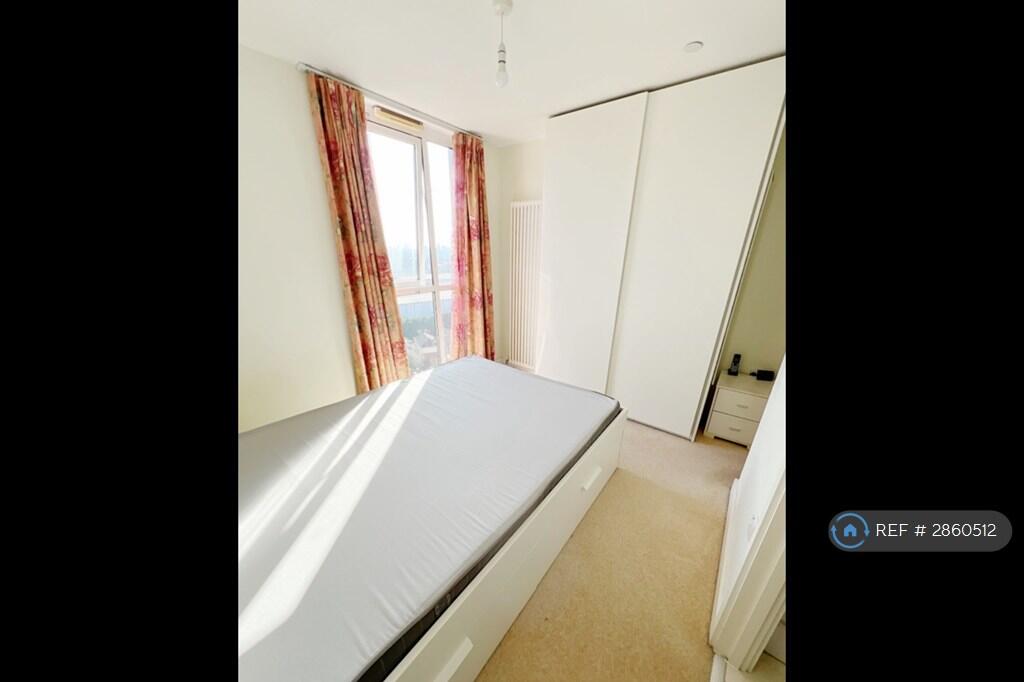 1 bedroom flat share for rent