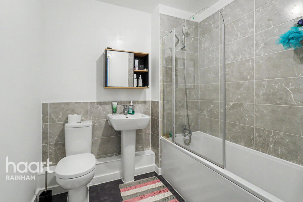 Main image of property: Thurnham Apartments ,Sparrow Street, Rainham