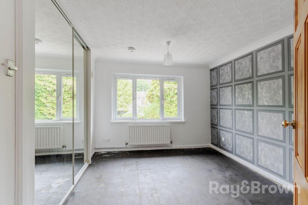 Apartment in Cardiff, Llanishen - View 3