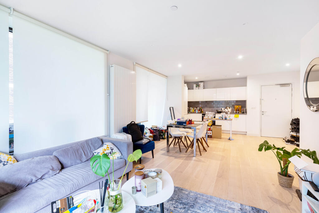 Apartment in London - View 2