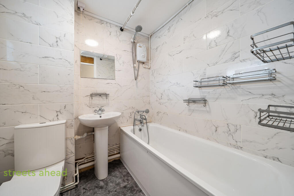 Apartment in London - View 5