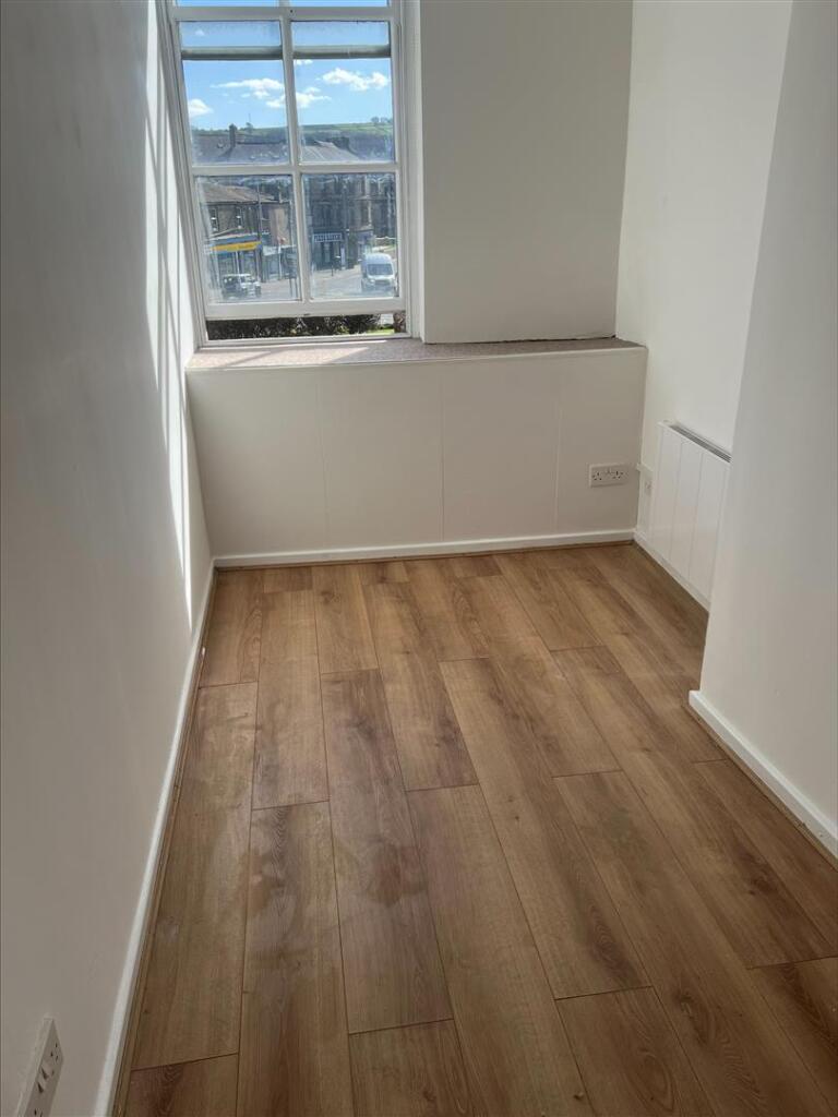 Additional image 3 of Chapel Lane, Keighley