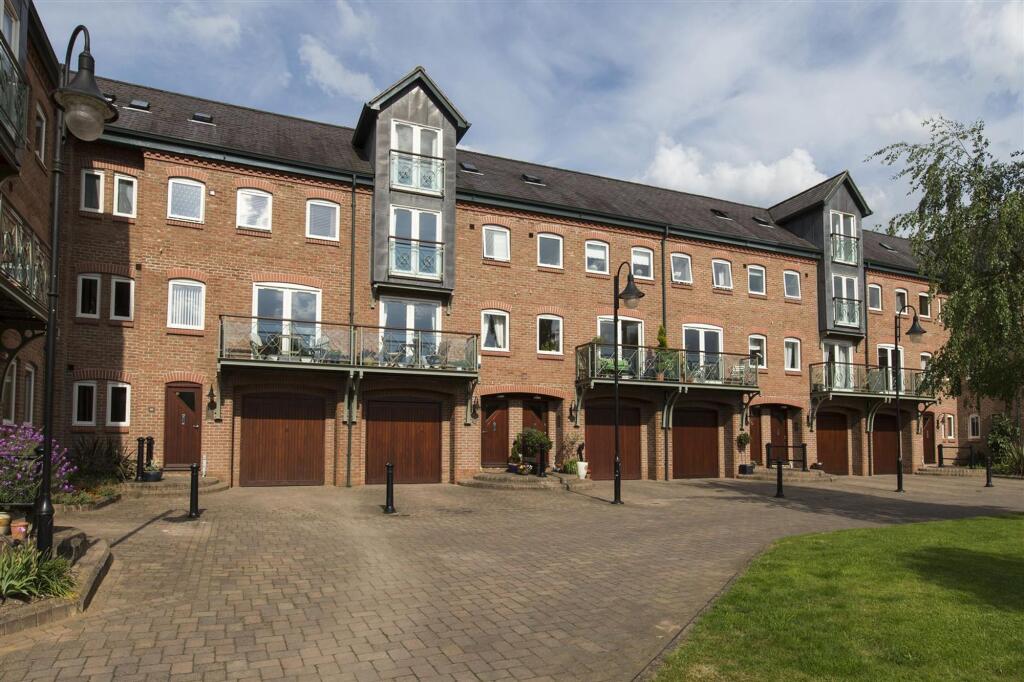 Main image of property: Rock Mill Lane, Leamington Spa, CV32