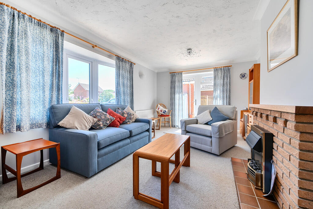 Kenwyn Close, Holt, Norfolk photo 4