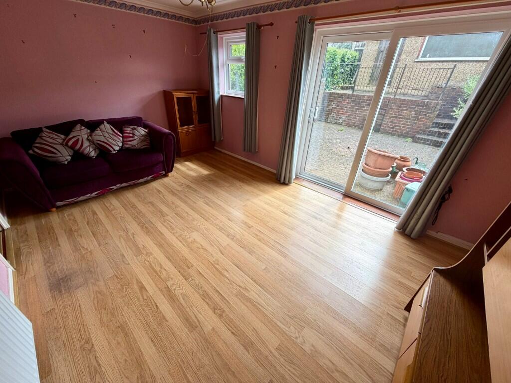 Argyll Road, Hemel Hempstead, Hertfordshire, HP2 photo 3