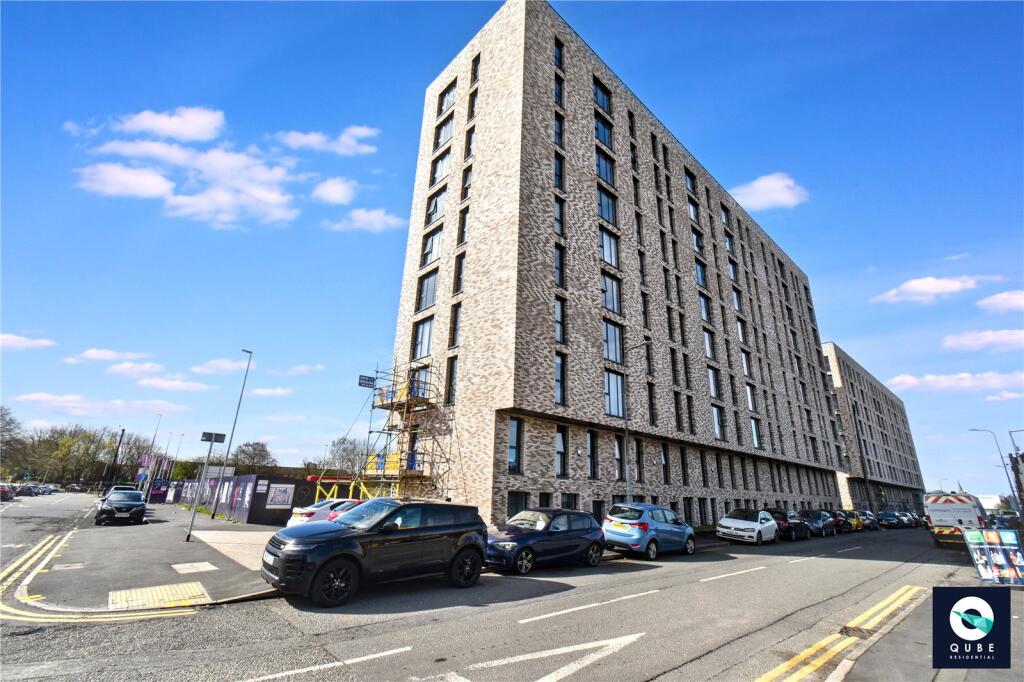 Main image of property: Regent Plaza, Block B, 84 Oldfield Rd, Salford, Greater Manchester, M5