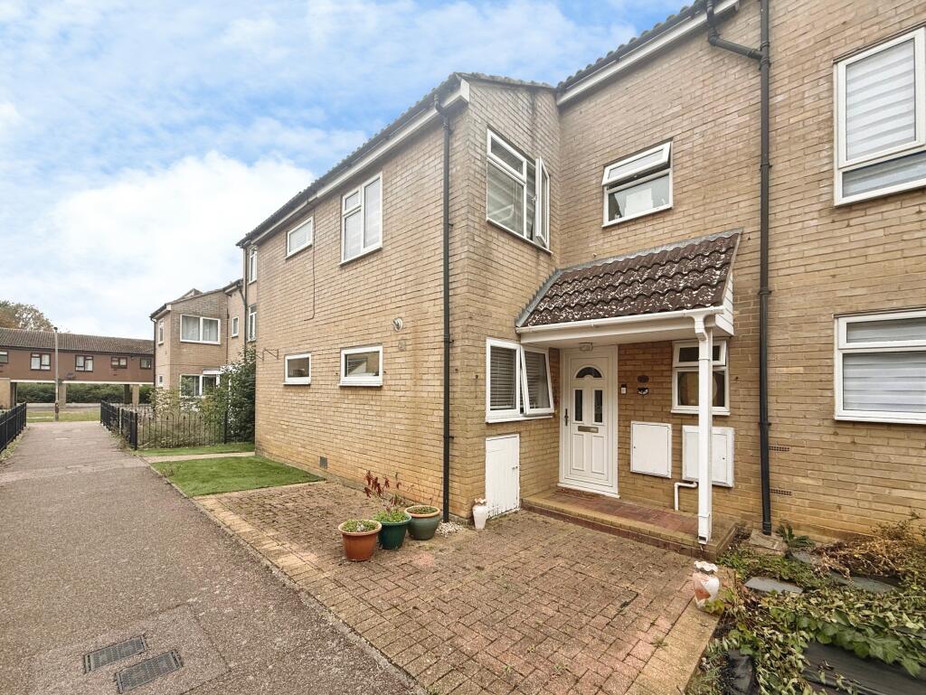 Main image of property: Taylifers, HARLOW