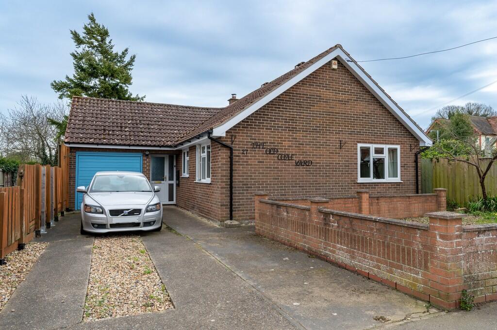 4-bed detached on Station Road, Trimley St. Mary, £400,000