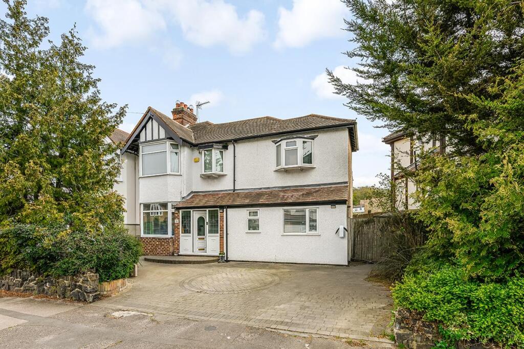 Main image of property: Lynton Road, Chingford