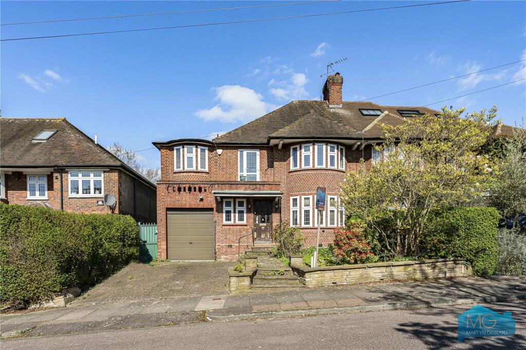 Main image of property: Hillcrest Gardens, London, N3