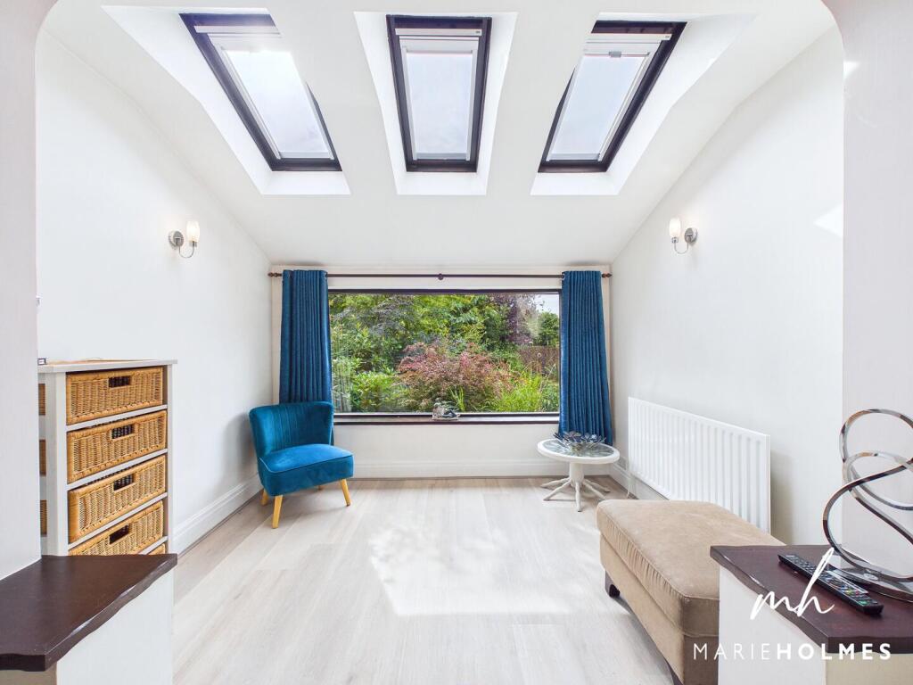 House in South Ribble, Middleforth, Penwortham - More