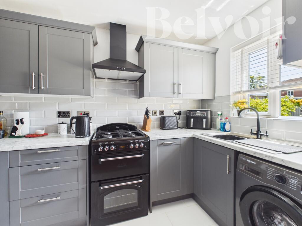 Breadels Field, Beggarwood, Basingstoke, RG22 - More