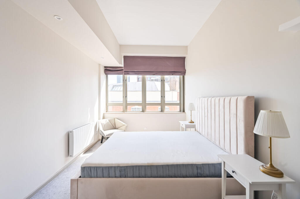City Road, City, London, EC1V – pohled 3