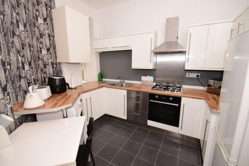 Apartment in Glasgow, Auchenshuggle, Shettleston - View 4