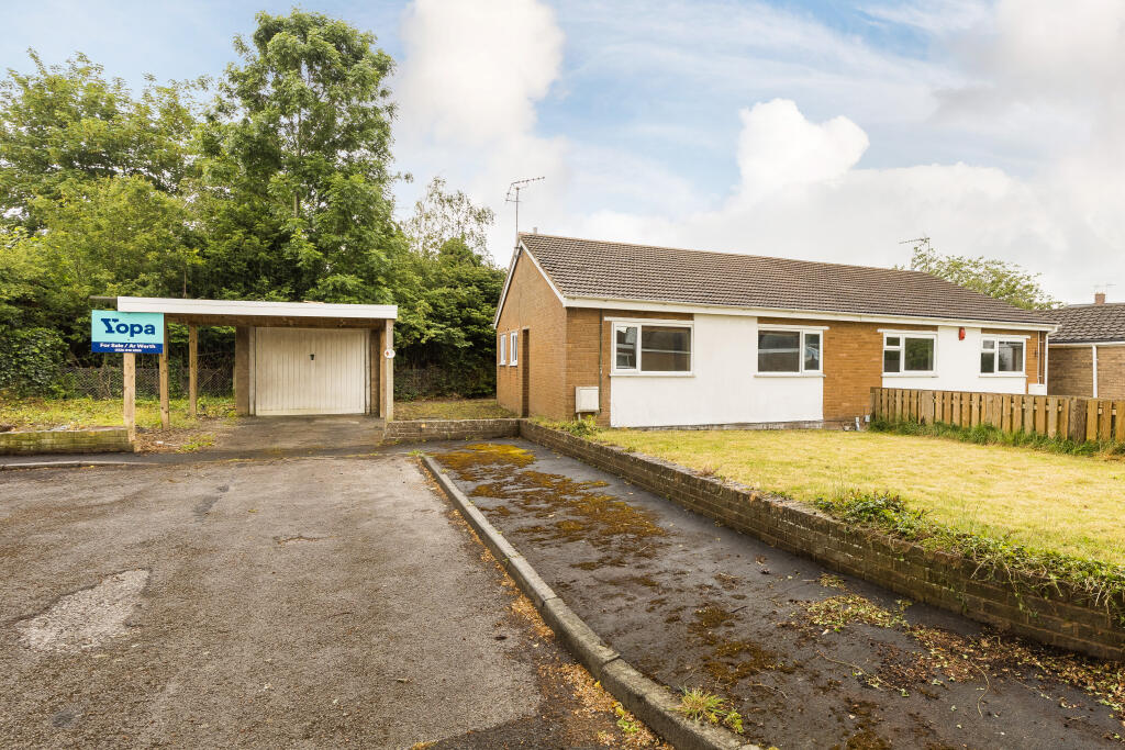 2-bed house on Avon Court, Mold, CH7, £195,000
