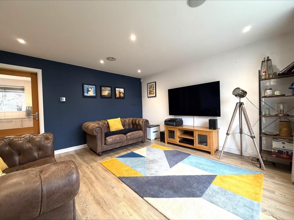 House in Winsford, Cheshire West and Chester - View 2