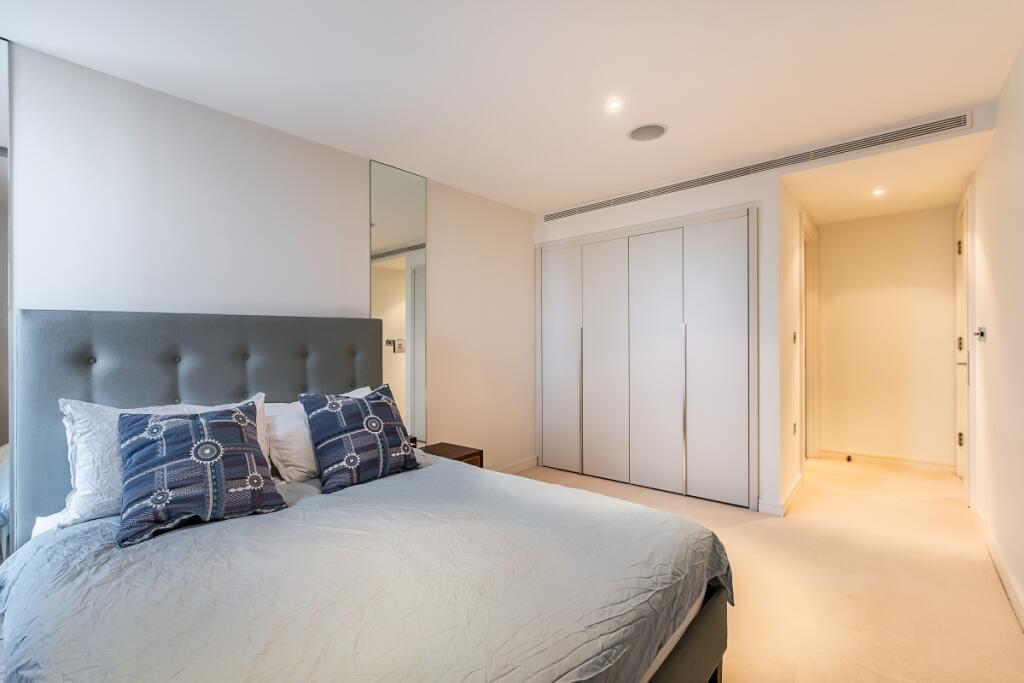 Apartment in London, Grosvenor Waterside, Pimlico - View 4