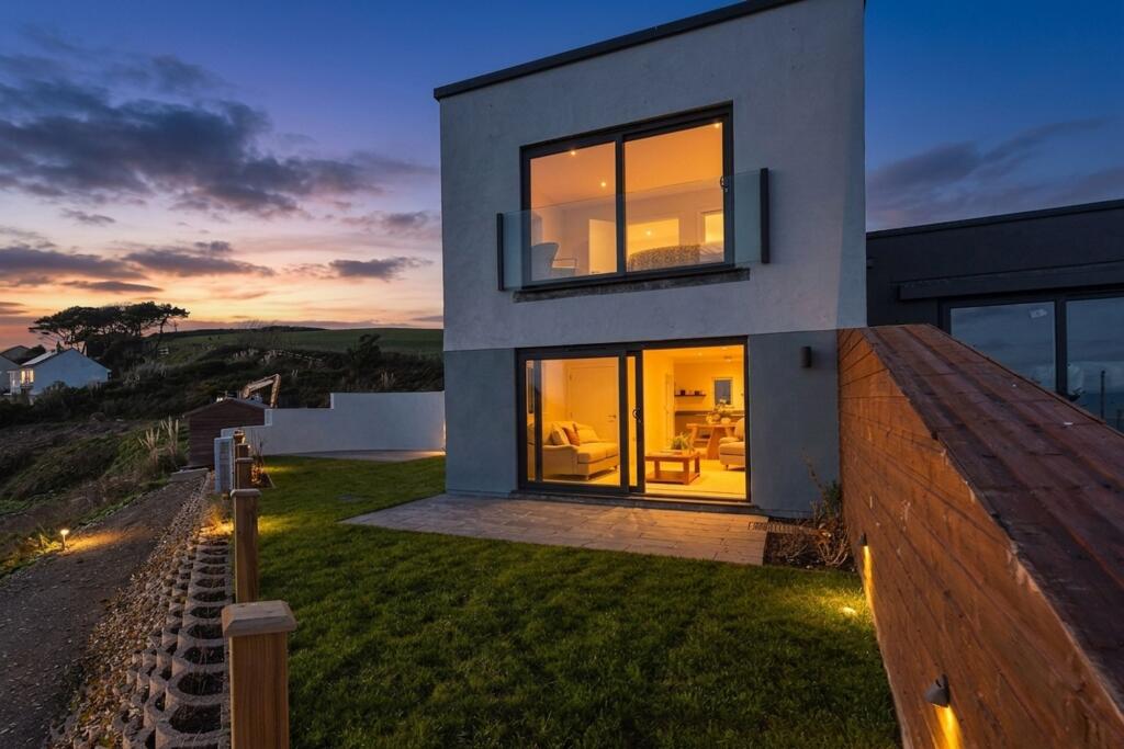 Main image of property: Portwrinkle, Torpoint, PL11