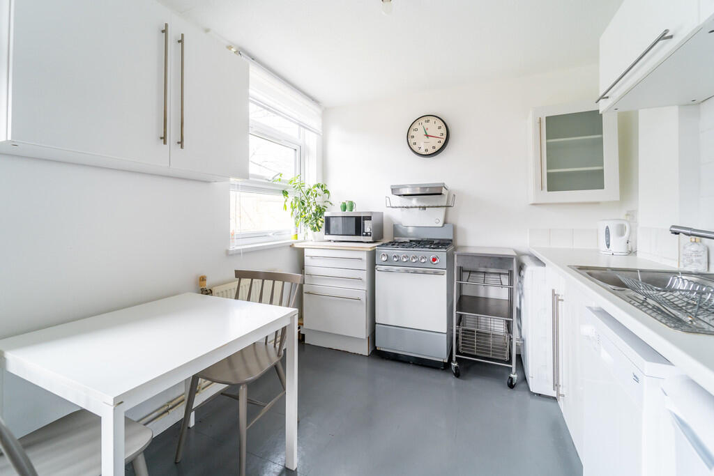 Wheeler Gardens, Islington, London, N1 - View 5