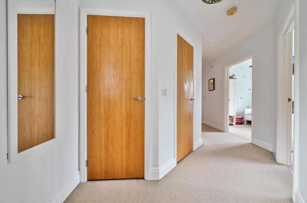 Apartment in Chichester, Westhampnett - More
