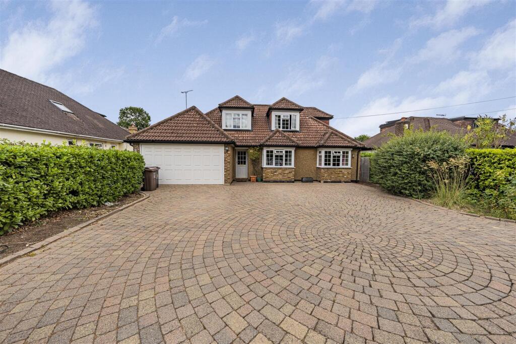 Main image of property: Mount Pleasant Lane, Bricket Wood, St. Albans