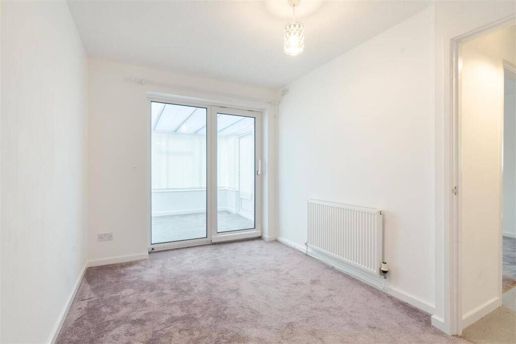 House in Lancaster, Dalton Town with Newton - More