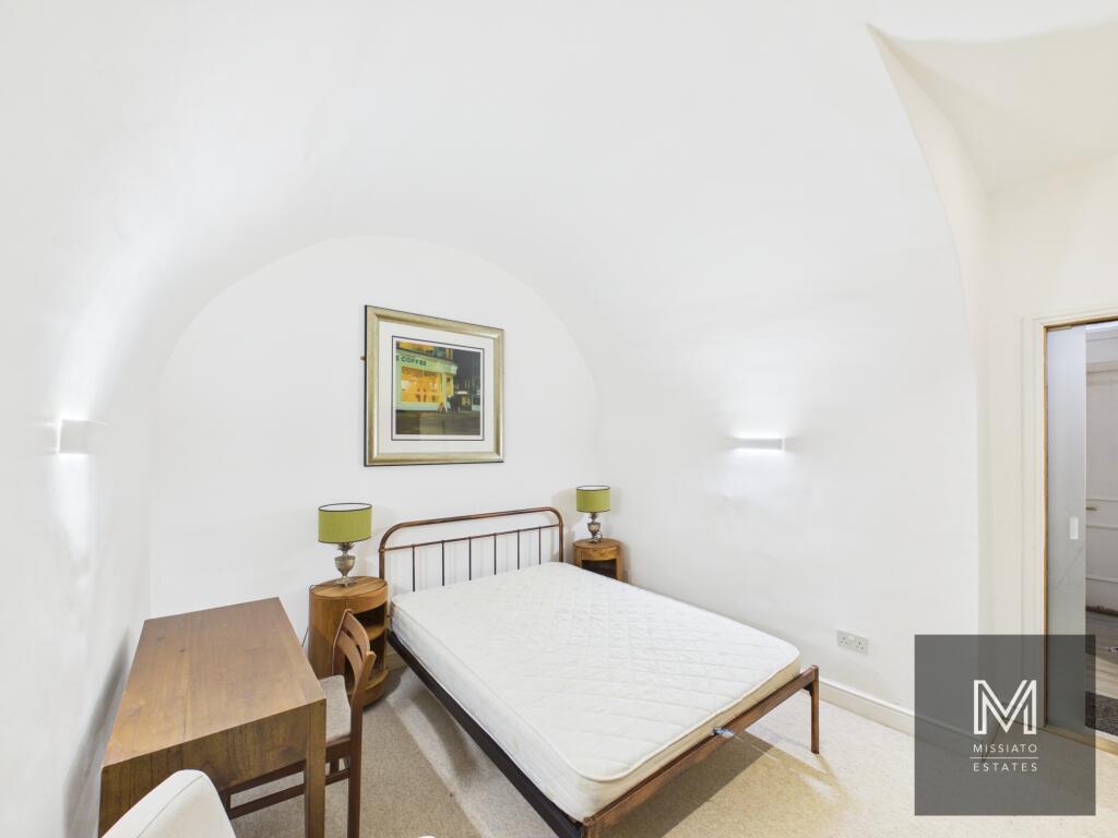 Apartment in Bristol - More