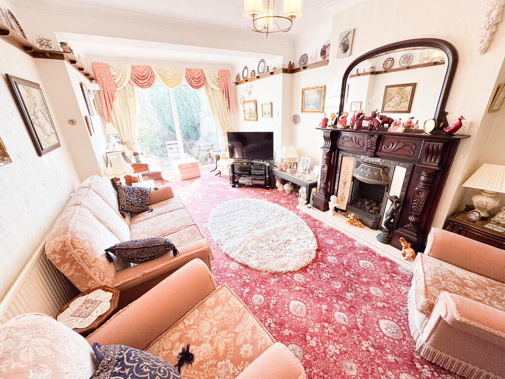 Sandon Avenue, Newcastle-under-Lyme  photo 3