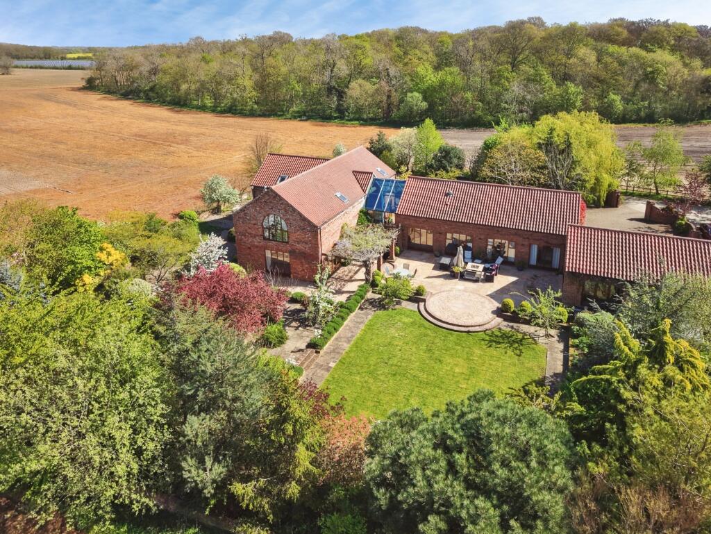 Main image of property: Sleepy Hollow, Norwith Hill, Newington, Doncaster, South Yorkshire, DN10 6BU