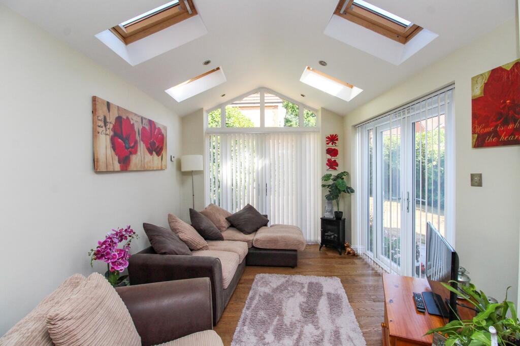 House in Redhill - More