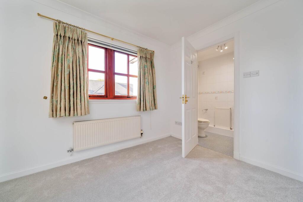 Apartment in Bridge of Weir, Renfrewshire - More