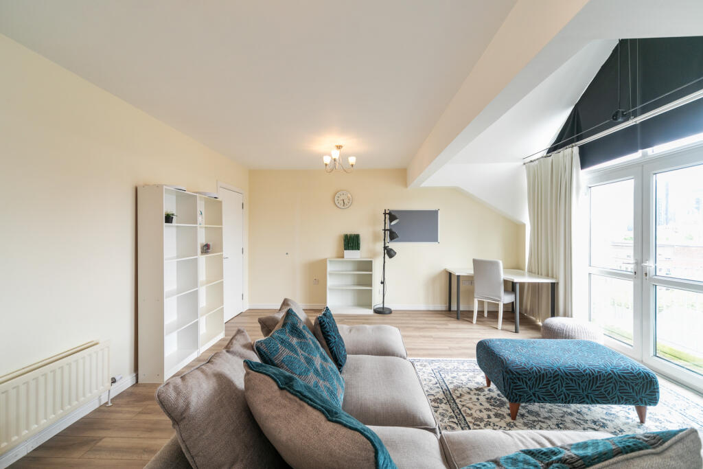Apartment in Belfast - View 3
