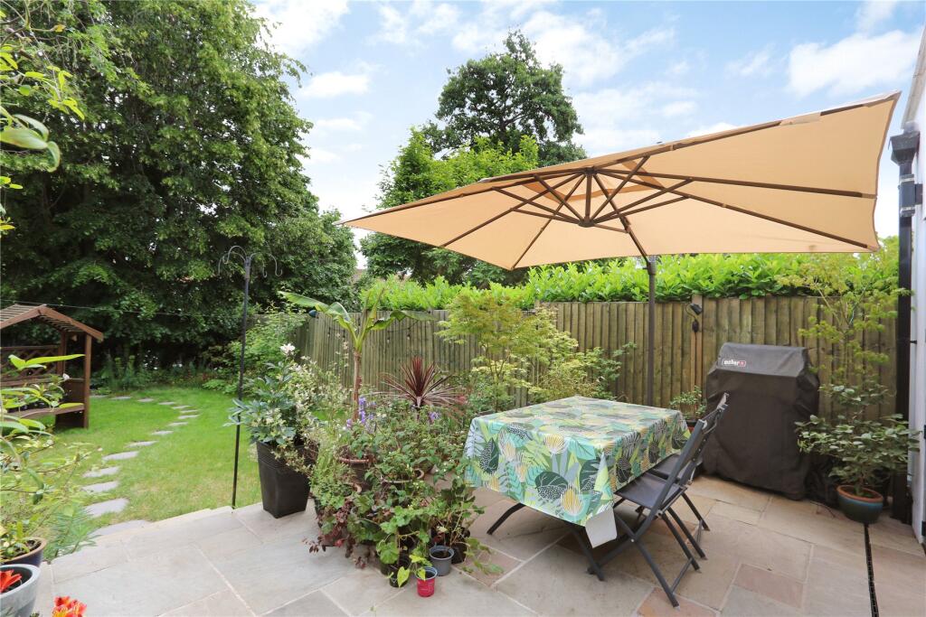 Malvern Close, Surbiton, KT6 photo 4