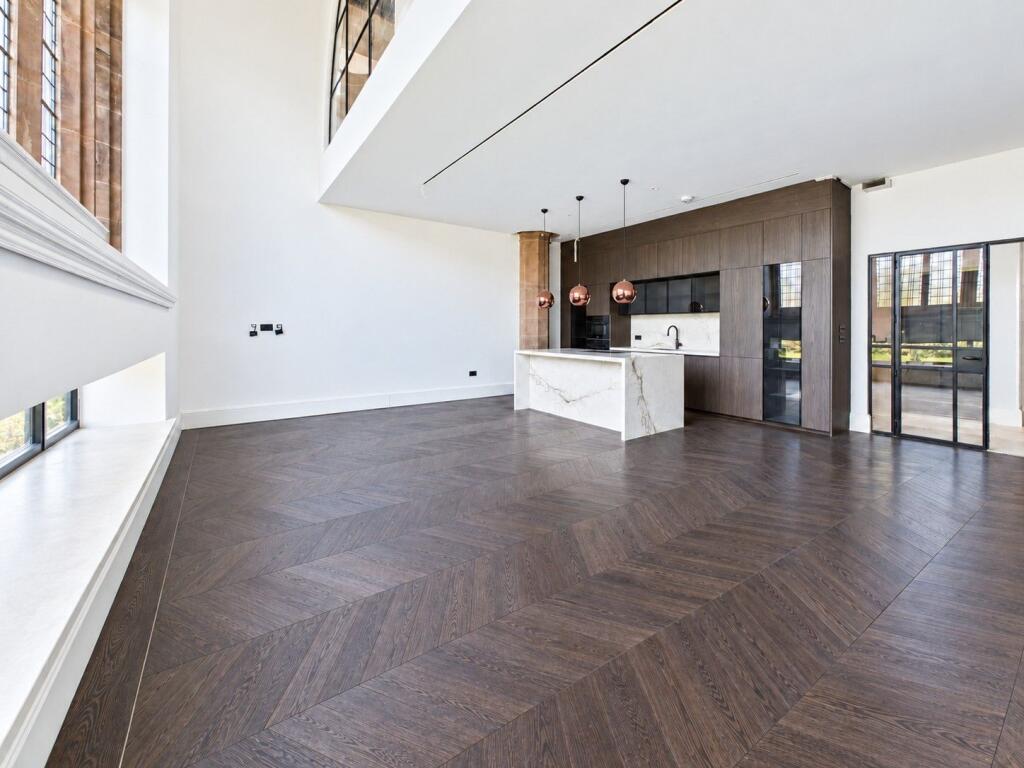 Apartment in Liverpool - View 3