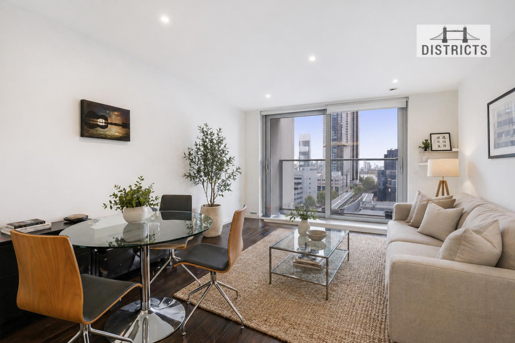 Main image of property: Pan Peninsula Square, London E14