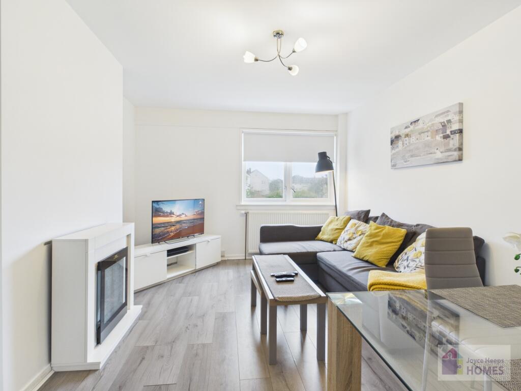 Apartment in Glasgow - View 2
