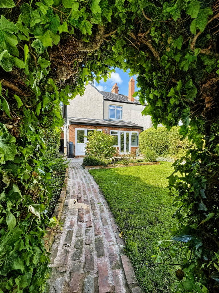 House in North Tyneside, North East - More