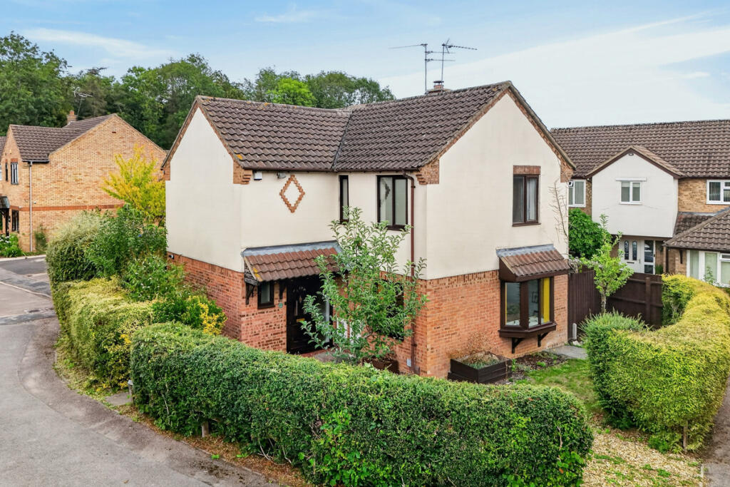 House in Kettering, Brambleside