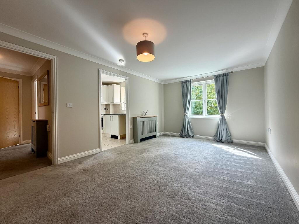 Apartment in Ipswich - View 5