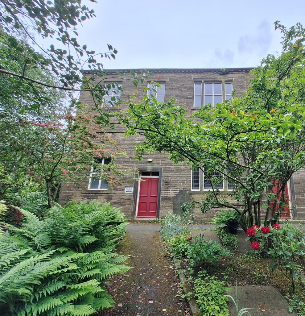Queensbury Baptist Church, Chapel Lane, Queensbury, Bradford, Yorkshire, BD13 2PZ