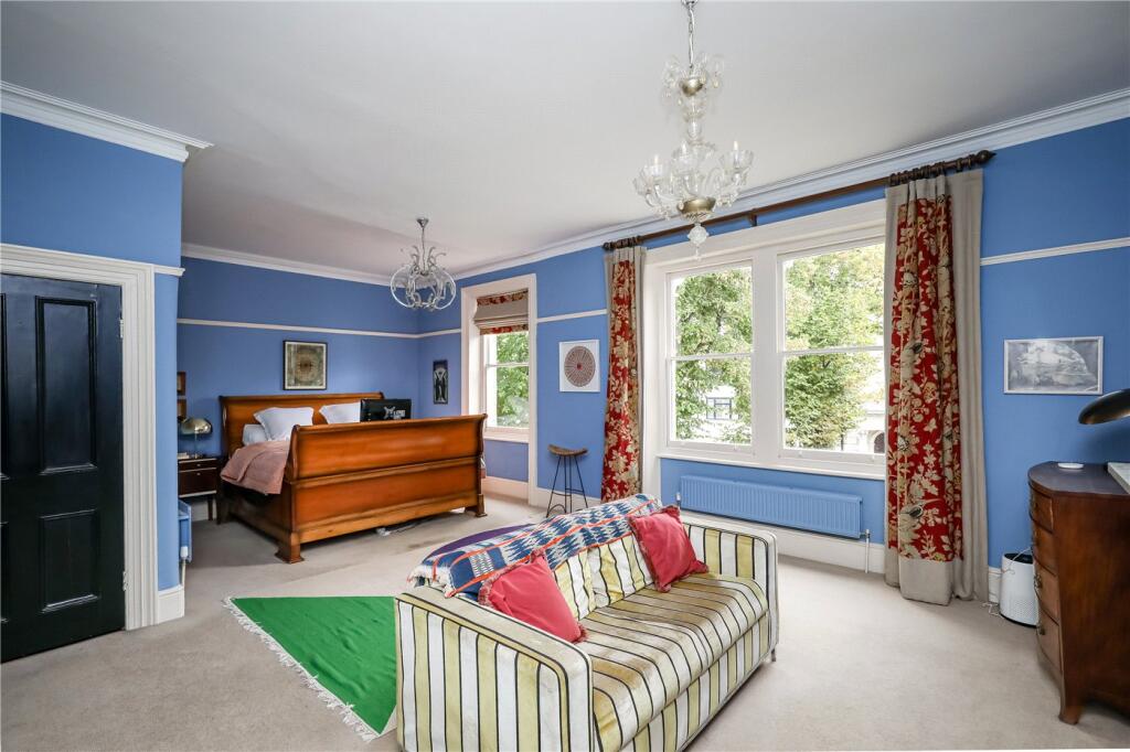 House in London - View 4